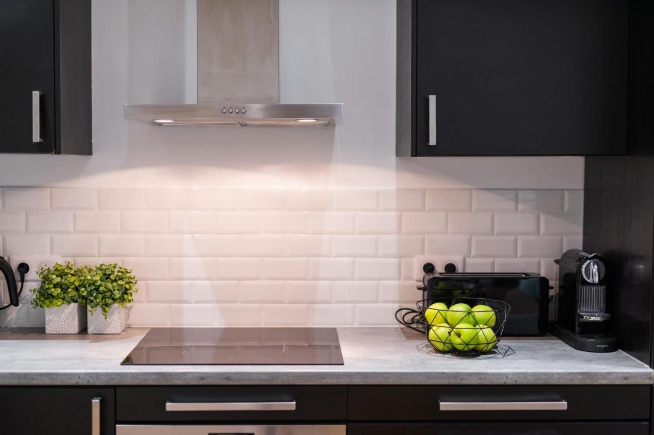Latelier 2Br W Ac At 4 Min From The Beaches Of Old Nice Welkeys エクステリア 写真